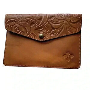 Patricia Nash Embossed Brown Leather Envelope Clutch ,Purse Bag Flap Snap A81086
